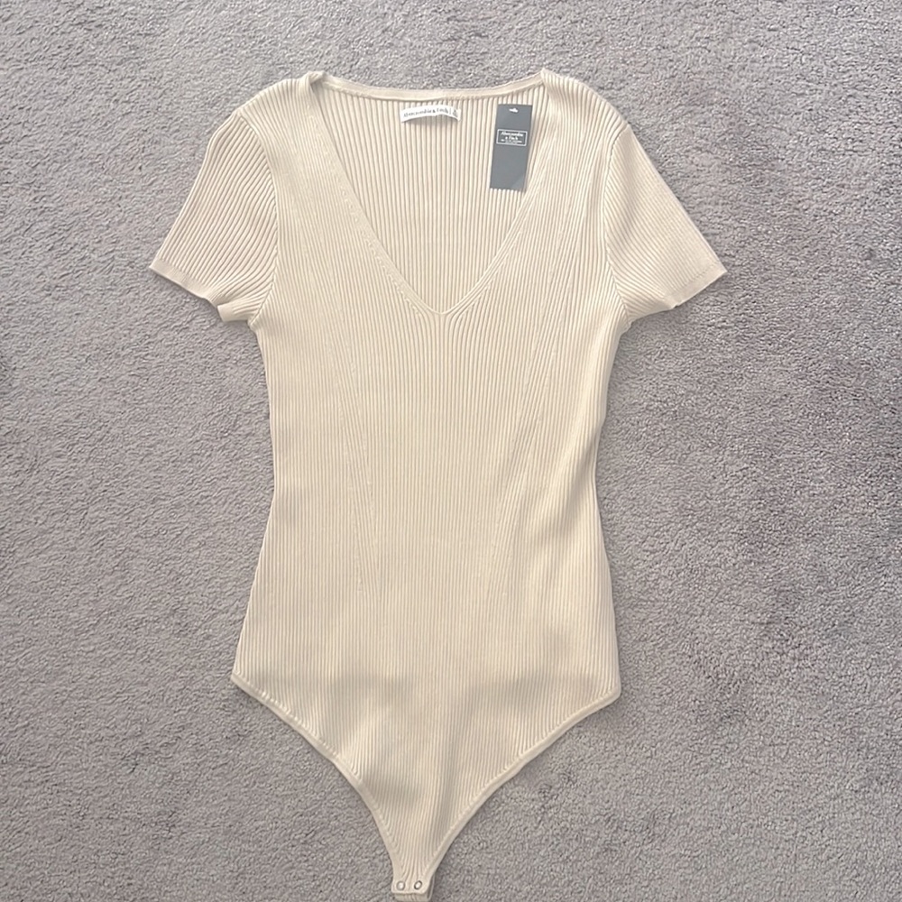 New with Tags Women’s Abercrombie & Fitch body suit